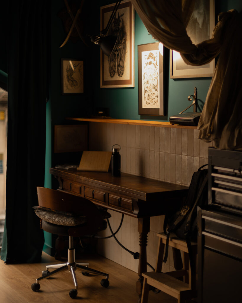 Rincón del Estudio dónde se dibuja previo al tatuaje